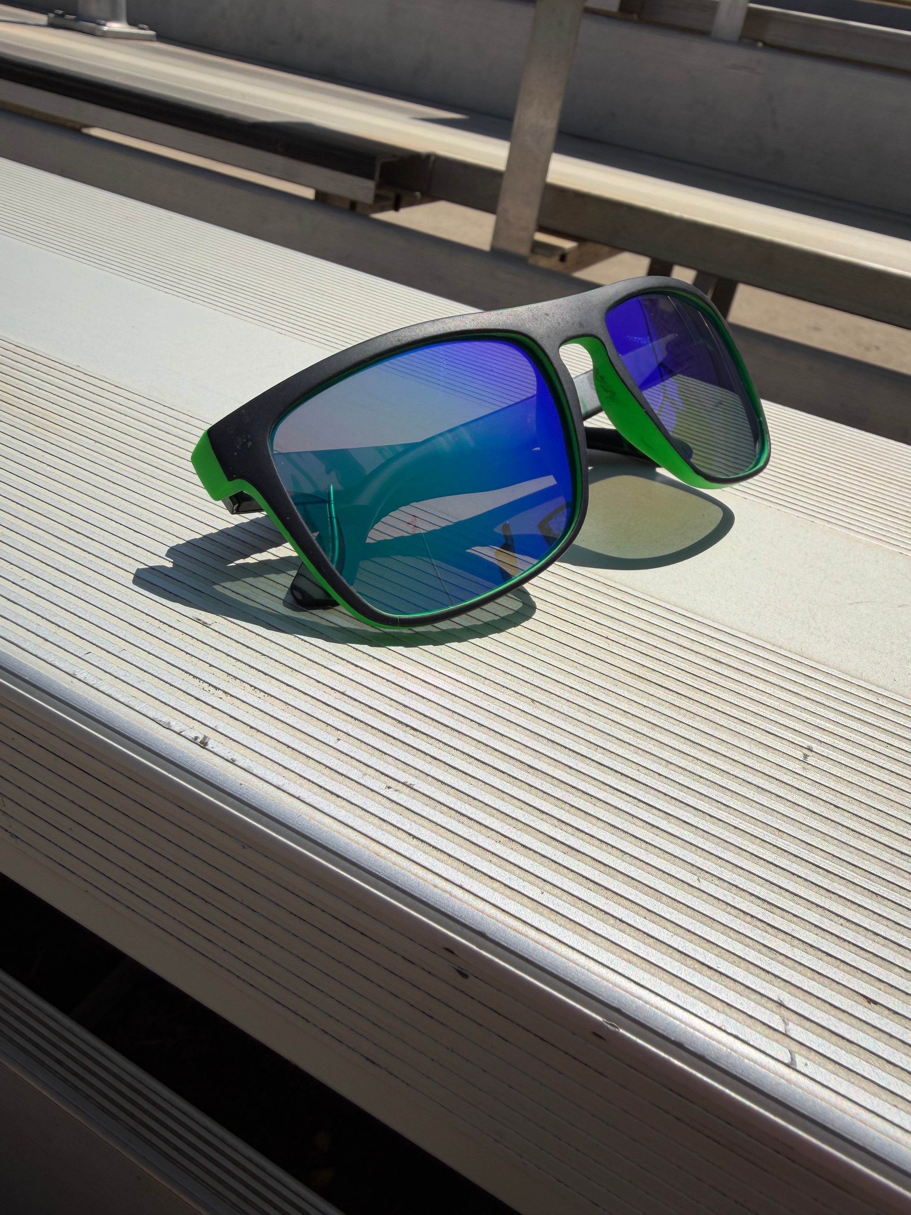 Green Flash – Polarized Blue-Violet Mirror Sunglasses